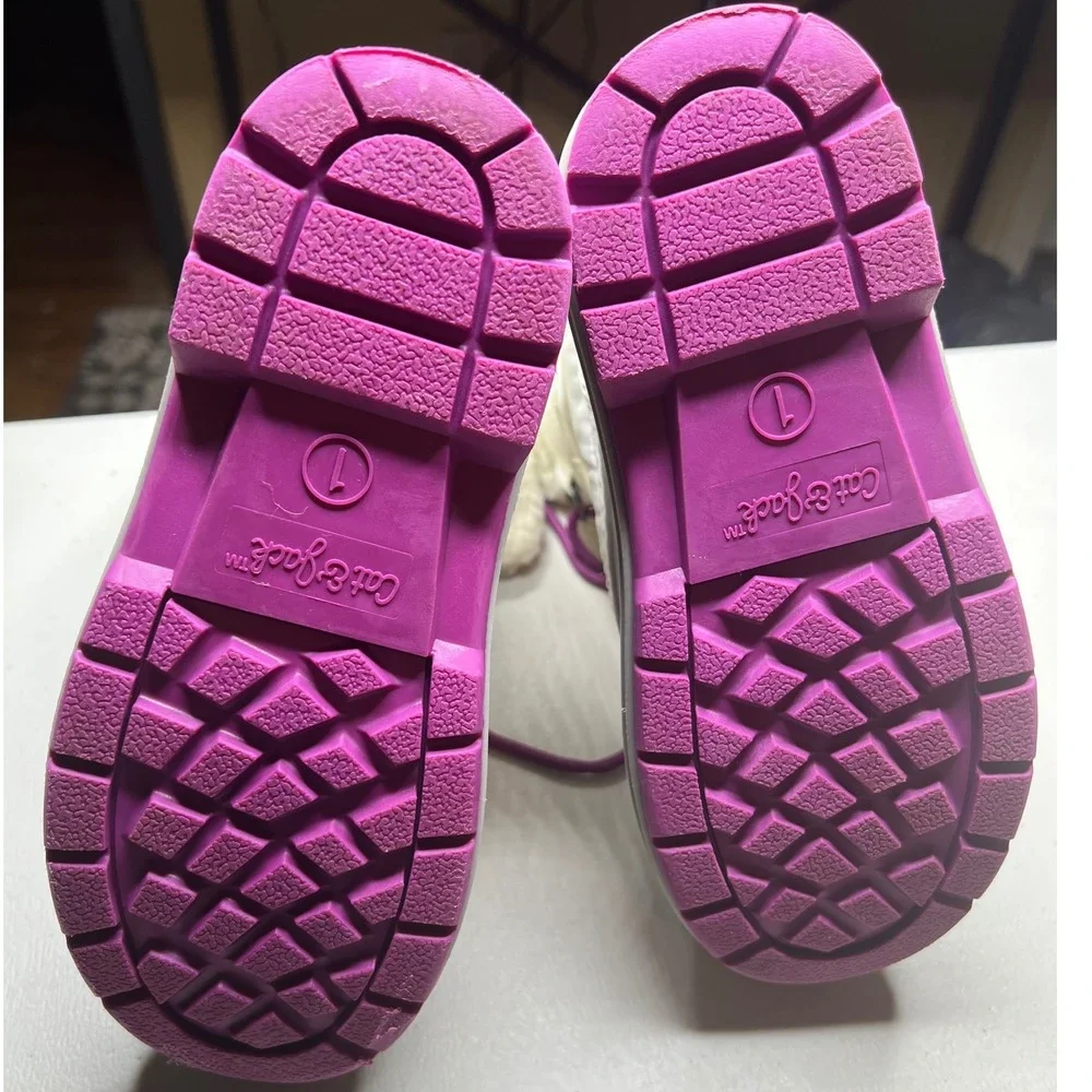 Cat & Jack Kids White Gray Purple Thermolite Insulated Snow Boots Size‎ 1
